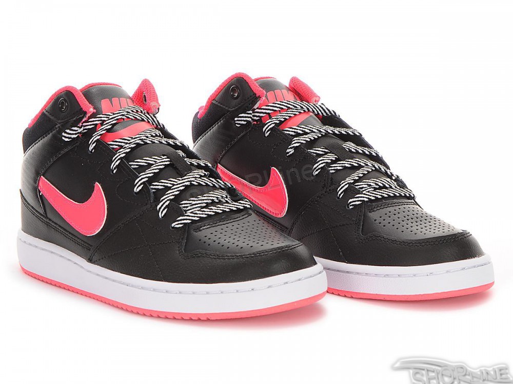 nike priority mid