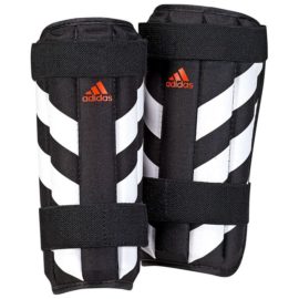 Futbalové chrániče Adidas Evertomic Lite - CW5563