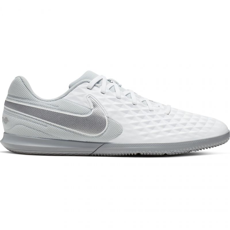 Nike-AT6110-100