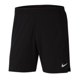 Nike-AQ2685-010