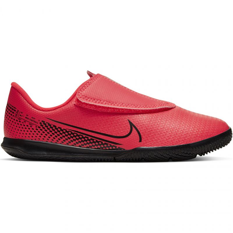 Nike-AT8170-606