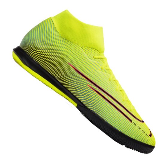 Nike-BQ5430-703