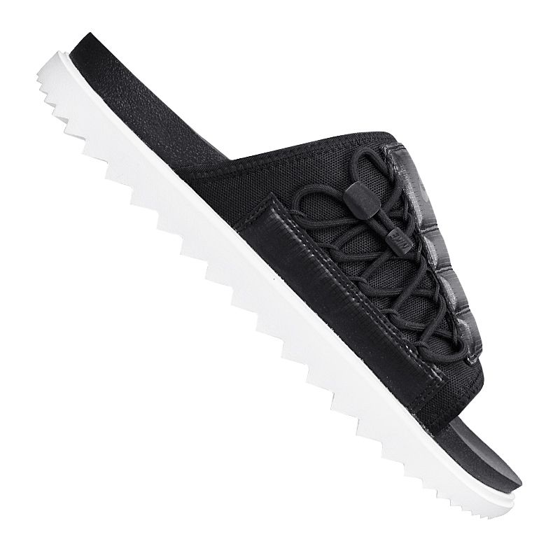 Nike-CI8800-002