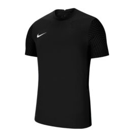 Nike-CW3101-010