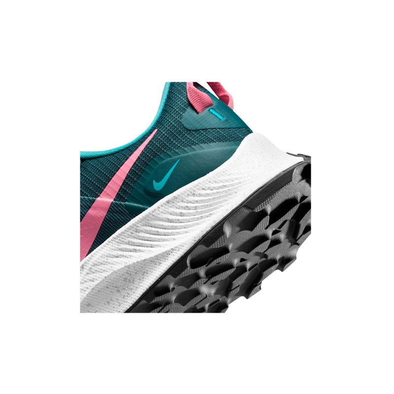 Bežecké topánky Nike Pegasus Trail 3 W DA8698-300 – Obrázok 3