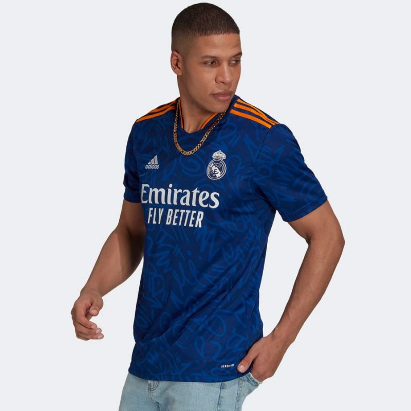 Futbalový dres Adidas Real Madrid M H40942 – Obrázok 3